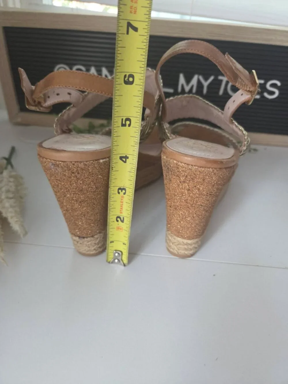Vince Camuto Tazma Platform Gold Braid Glitter Cork Wedge SZ 8.5